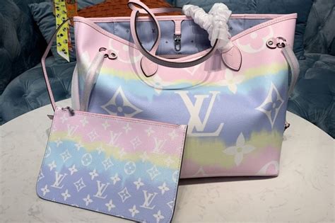 lv white and pink bag